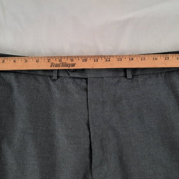 Nearly new Alfani Men's Dress Slacks Casual Cut - 40 - 32 - Picture 5 of 7